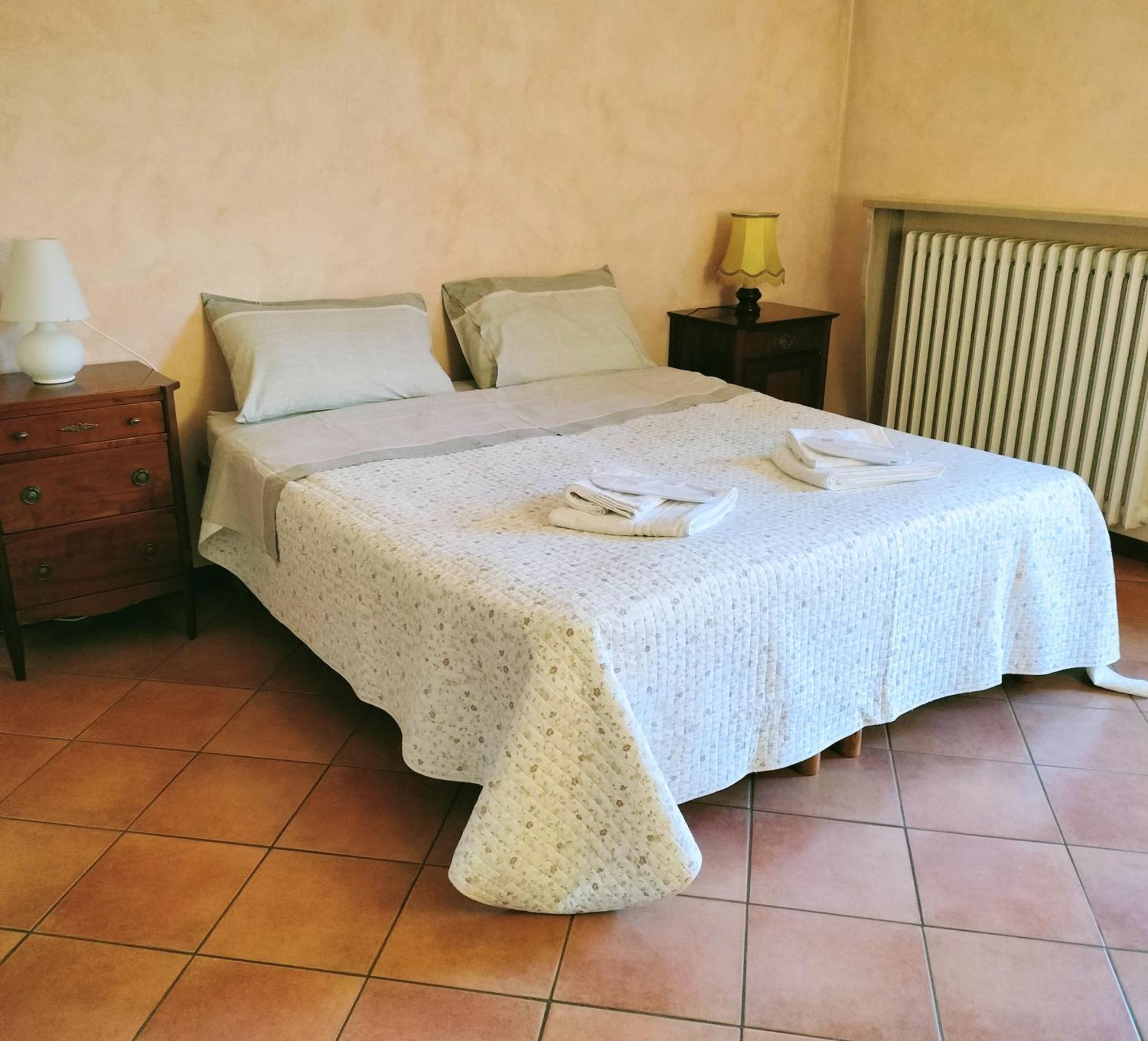 B&B "Madama Granet" Borgo San Dalmazzo Dış mekan fotoğraf